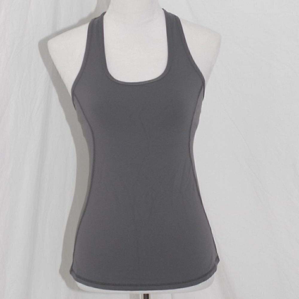 Tank Top Built in Bra EUC Form Fitting Womens Medium Exercise Gray Gorpcore